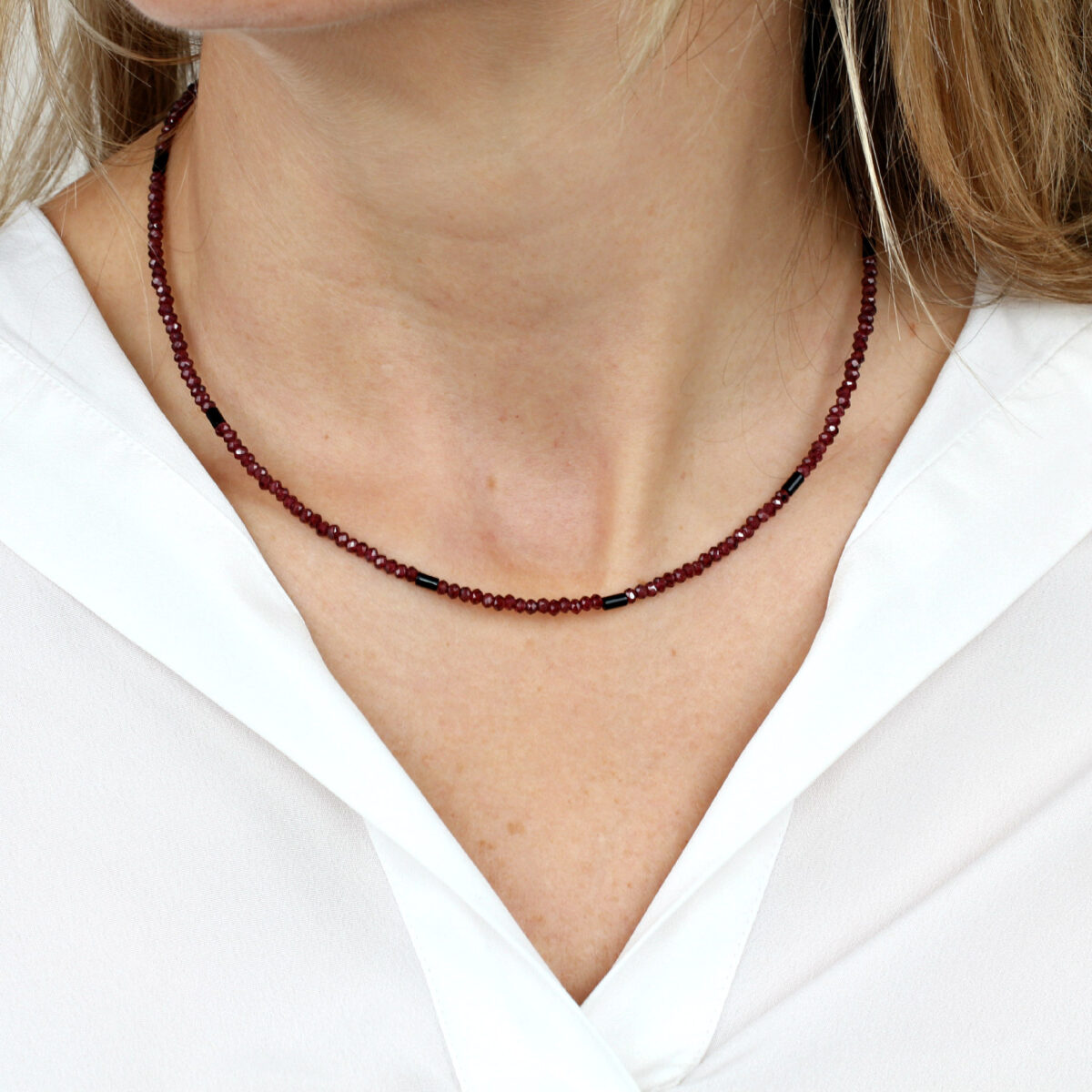 Rhodolite Garnet and Black Spinel Choker Necklace - Image 2